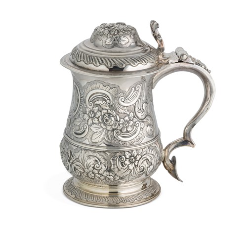 Lot 383 - A George II silver lidded tankard