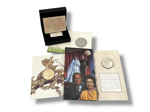Lot 194 - Royal Mint - A commemorative crown