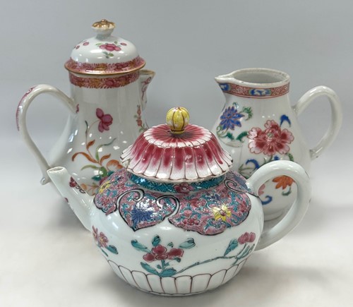 Lot 13 - A Chinese porcelain small lotus teapot and cover, Qing Dynasty, Yongzheng Emperor (1722-1735)