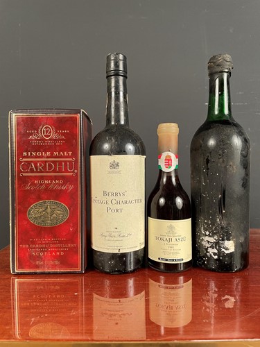 Lot 86 - Graham's 1963 Vintage Port, 1 bottle