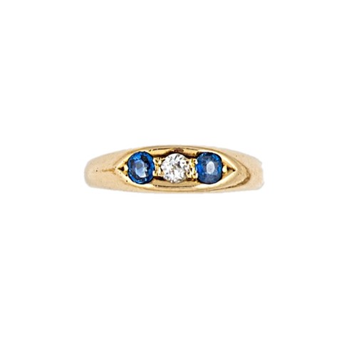 Lot 109 - A Victorian 18ct gold sapphire and diamond ring