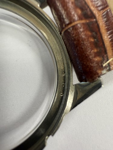 Lot 256 - Jaeger-LeCoultre - A steel 'Memovox' alarm wristwatch