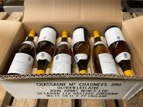 Lot 32 - Chassagne Montrachet Blanc 1er Cru Les Chaumées, 1996