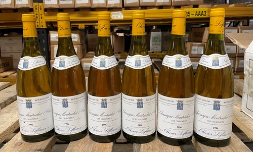 Lot 33 - Chassagne Montrachet Blanc 1er Cru Les Chaumées, 1996