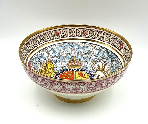 Lot 30 - Paragon commemorative bowl, 'A Perpetual...