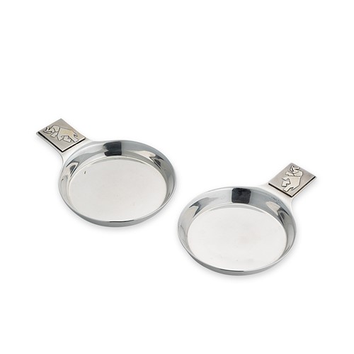 Lot 261 - A.G. Styles for Garrard & Co., a pair of silver porringers