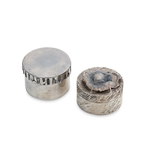 Lot 287 - Brian Asquith (1930-2008), a silver trinket box