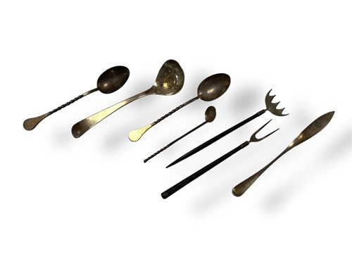 Lot 210 - Robert Welch, a mixed group of silver flatware