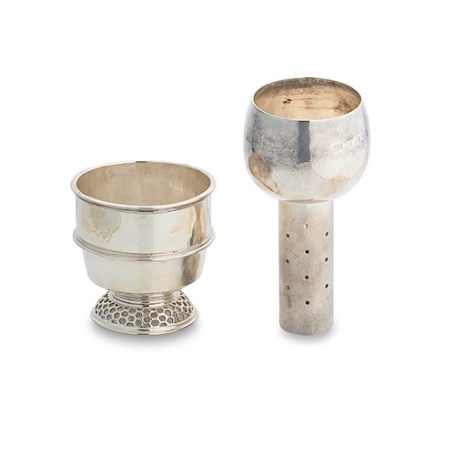 Lot 295 - Oliver Bailey, a modern silver goblet