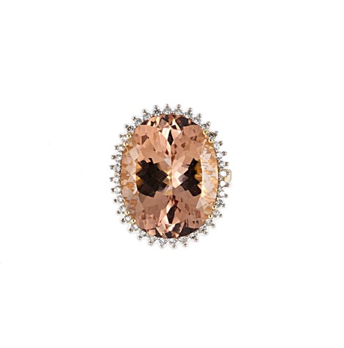 Lot 42 - An 18ct gold morganite and diamond cocktail ring