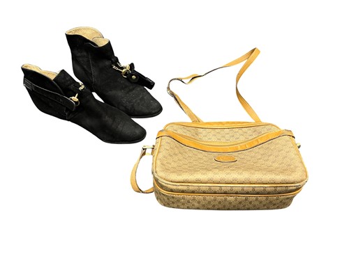 Lot 119 - Gucci, a canvas and leather cross-body bag