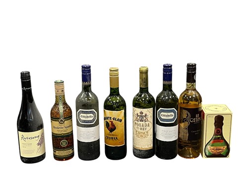 Lot 114 - 16 bottles of various drinking wines