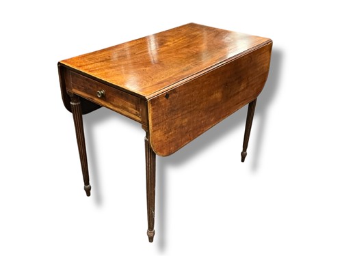 Lot 483 - A 19th century mahogany Pembroke table with...