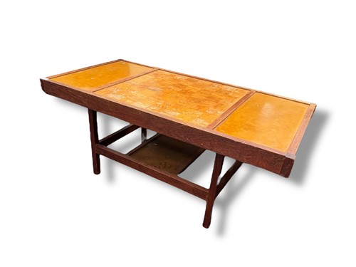 Lot 462 - A 20th century coffee table with leather chess...
