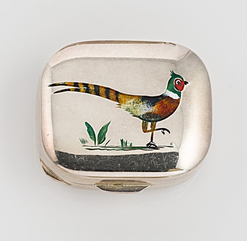 Lot 293 - An Italian metalwares silver pill box with enamelled pheasant decoration