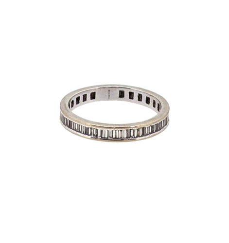 Lot 59 - A modern 18ct gold full eternity ring