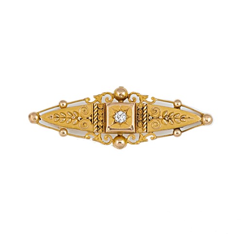 Lot 60 - A Victorian diamond set brooch