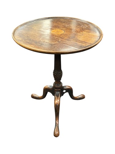 Lot 526 - George III mahogany tripod table with fan...