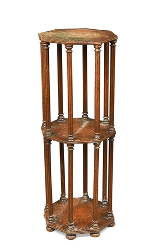 Lot 532 - A Regency oak library parchment stand