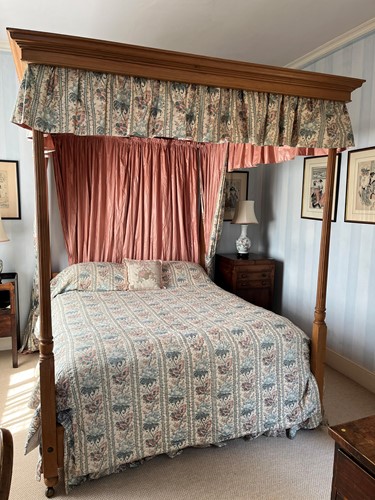 Lot 529 - A Regency style pine tester bed, 20th century
