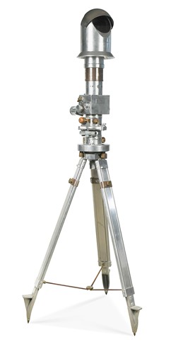 Lot 730 - A Berlin Wall telescopic periscope manufactured by Carl Zeiss, circa 1960