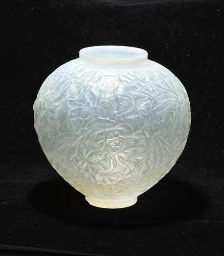 Lot 5 - Gui, an R. Lalique frosted and opalescent glass vase
