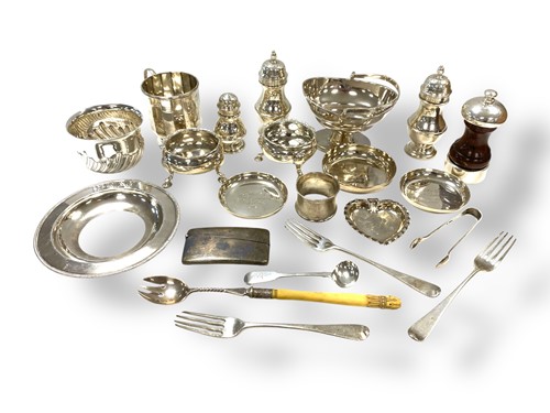 Lot 277 - A collection of silverware including curets,...