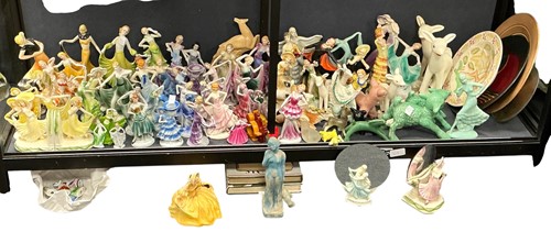 Lot 120 - A large quantity of early 20th century ceramic...