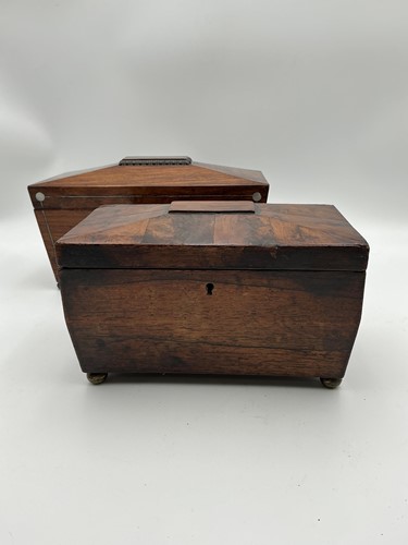Lot 221 - Two tea caddies (2)