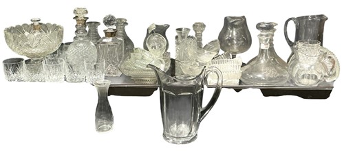 Lot 109 - Assorted table glassware, including three...