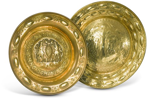 Lot 384 - A Nuremberg gilt-brass alms dish, 16th century
