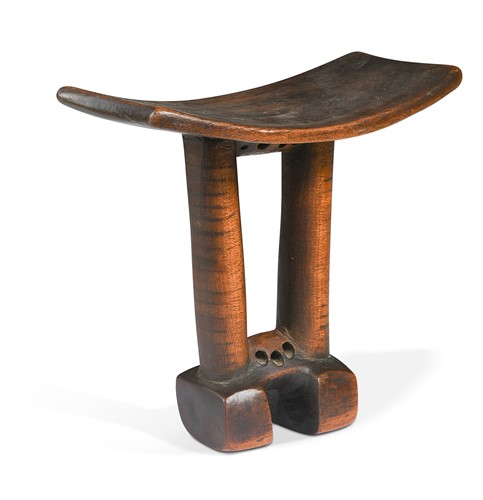Lot 489 - An Ashanti headrest, 20th century