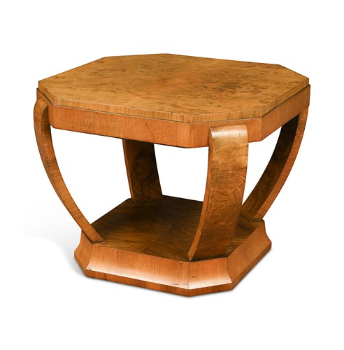 Lot 407 - An Art Deco walnut occasional table