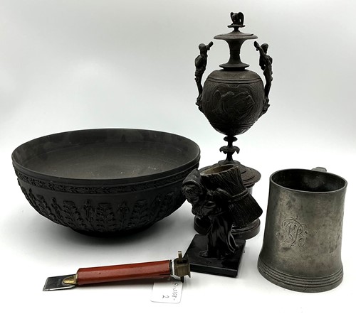 Lot 109 - A Wedgwood black basalt bowl, 26cm diameter; a...