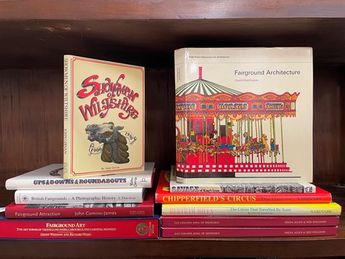 Lot 425 - Circuses, Fairgrounds and Showmen.