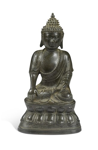 Lot 75 - A Sino-Tibetan bronze Buddha, 19/20th century