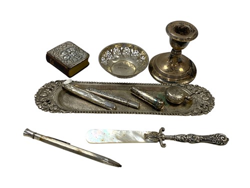 Lot 246 - A collection of silverware including pin tray,...