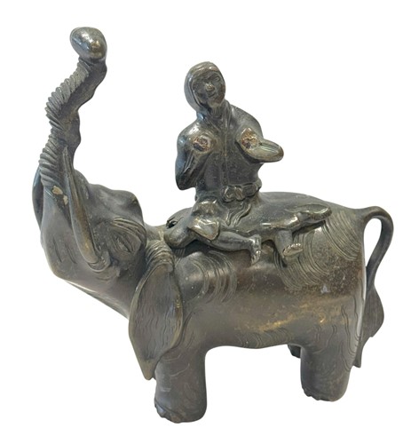 Lot 46 - A Chinese bronze elephant and rider censer, Qing Dynasty, 19th century