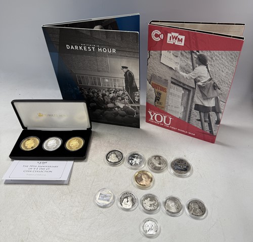 Lot 122 - Jubilee Mint - A collection of coins in celebration of wartime endeavours