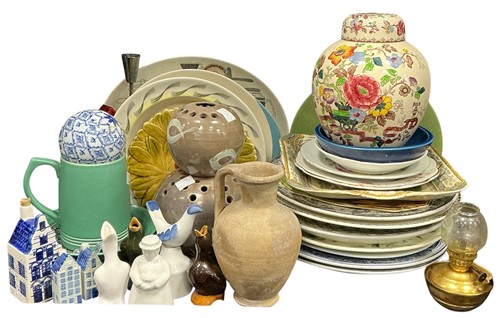 Lot 74 - Acollection of 20th century ceramics to...