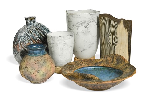 Lot 115 - Paul Brown (1921-2000), a grogged stoneware vessel