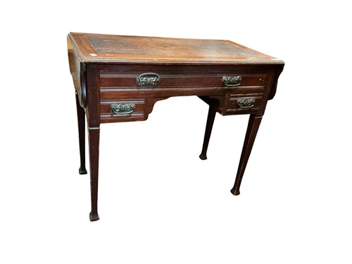 Lot 450 - An Edwardian mahogany drop-end side table with...