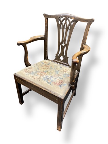 Lot 534 - A mahogany Chippendale style armchair with...