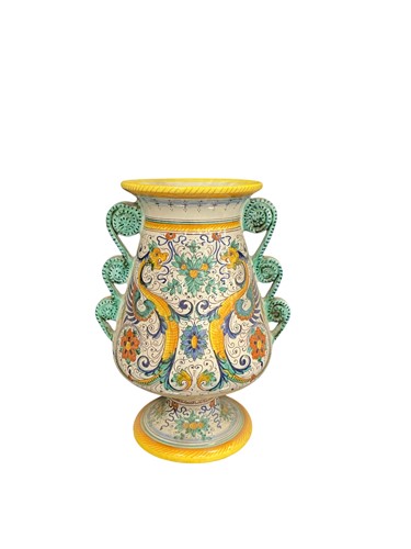 Lot 86 - An Italian majolica style painted vase, 26.5cm