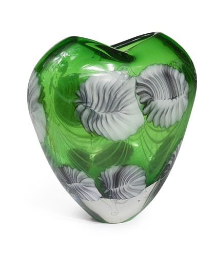Lot 36 - In the manner of Anzolo Fuga for AVEM, a Murano style glass vase