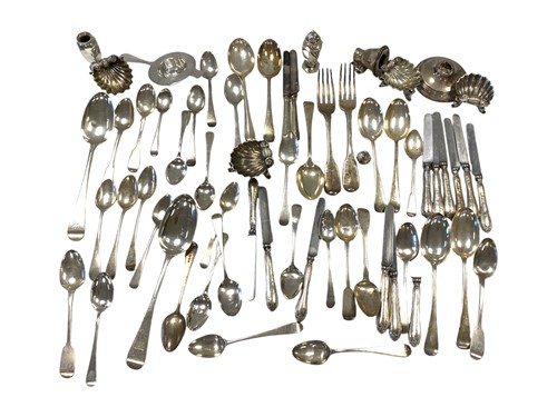 Lot 221 - An assortment of silver cutlery flatware,...