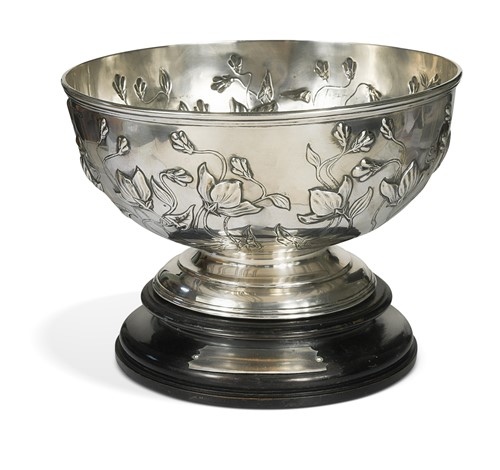 Lot 251 - A silver Art Nouveau punchbowl and stand