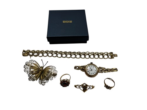 Lot 320 - A collection of costume jewellery, including a...