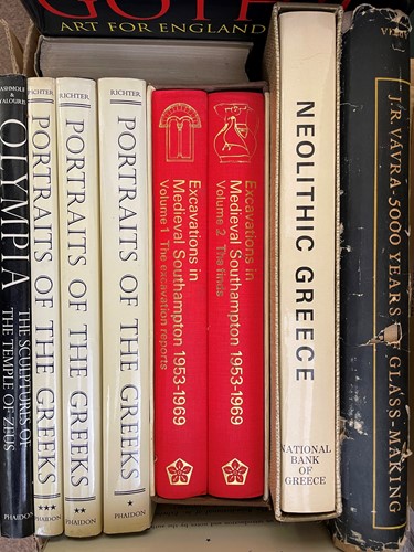 Lot 396 - Medieval and ancient world arts history