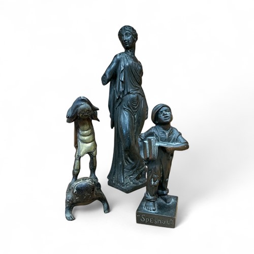 Lot 188 - A collection of bronzes